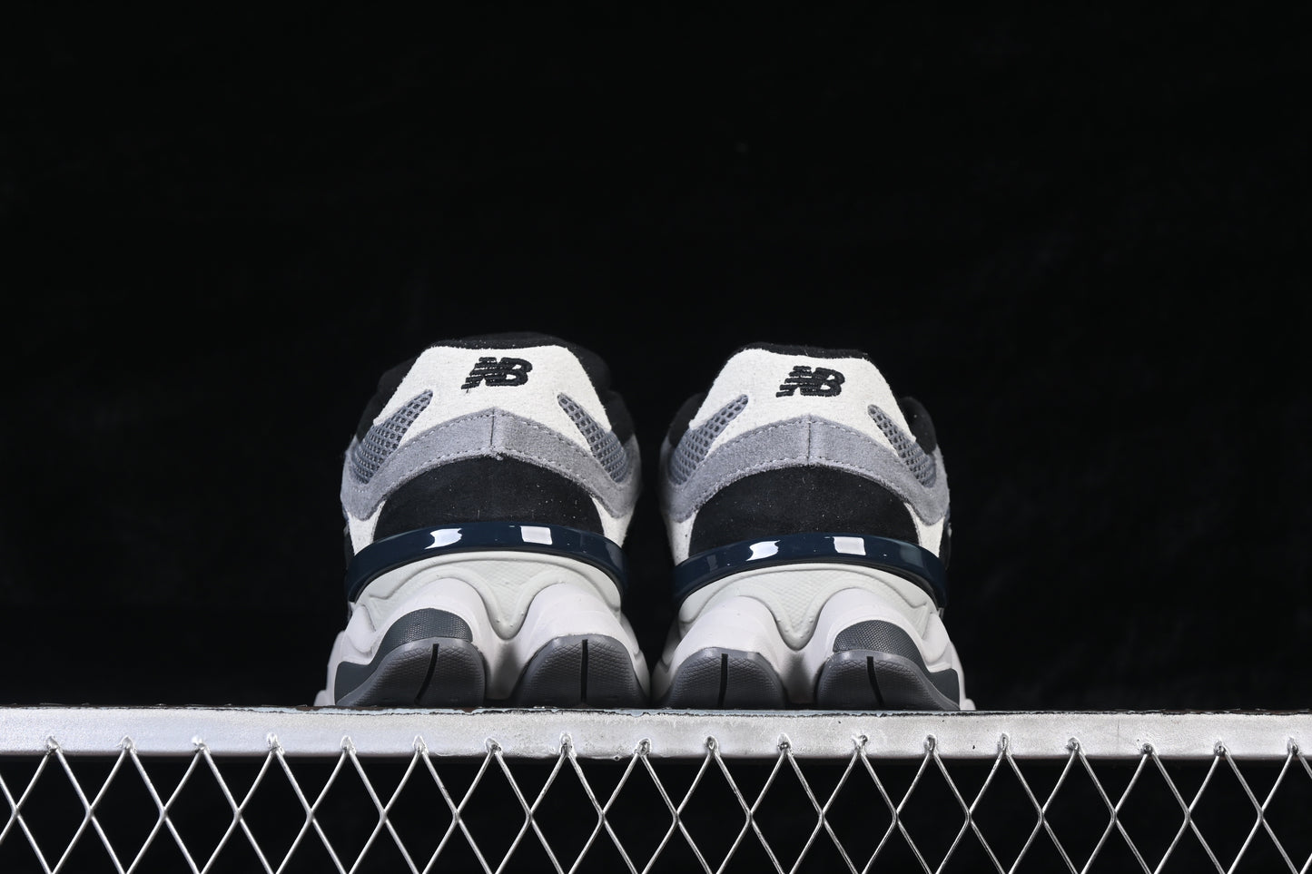 New Balance 9060 Black/Grey U9060ERA