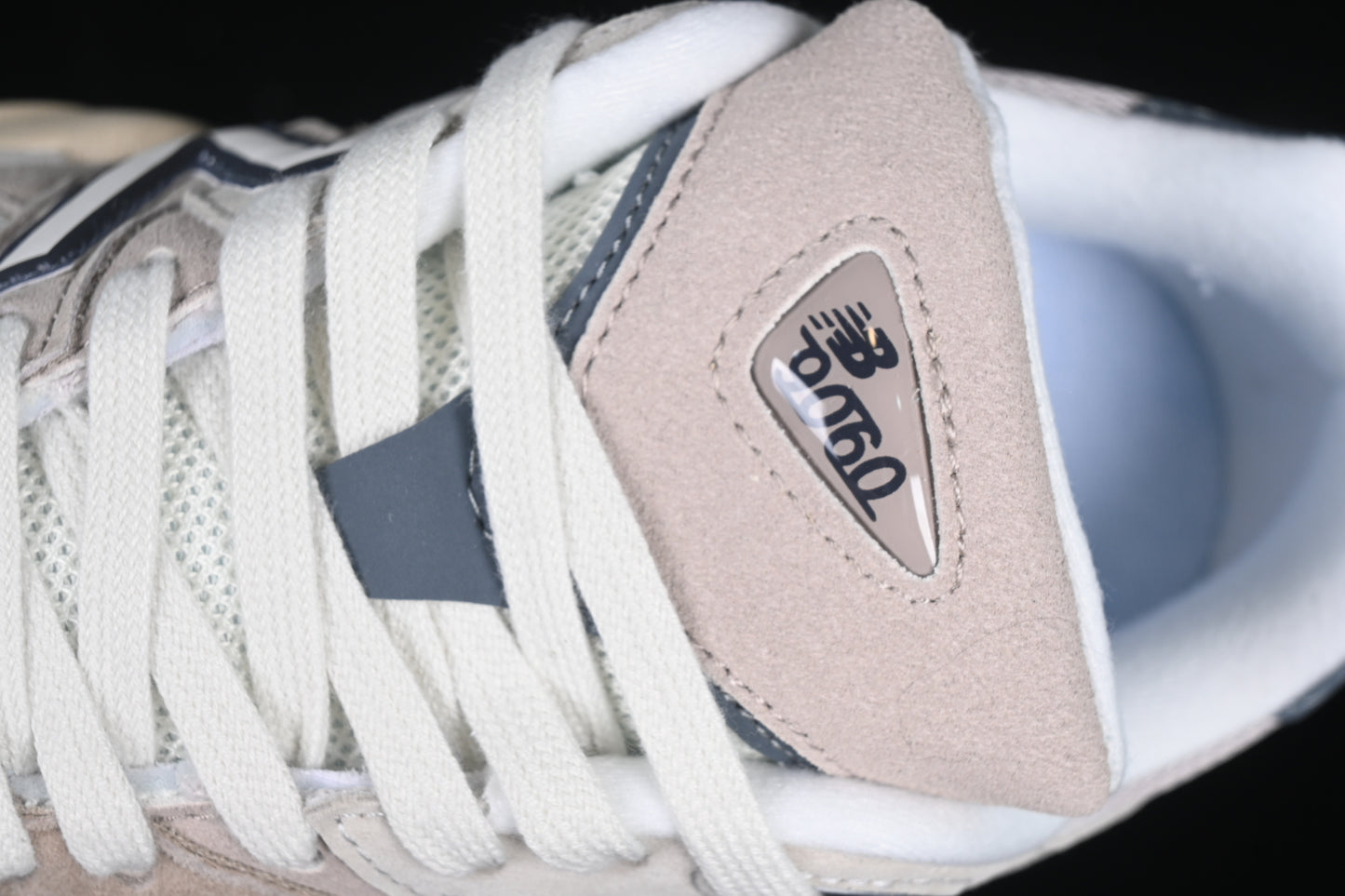 New Balance 9060 Moonrock U9060EEB