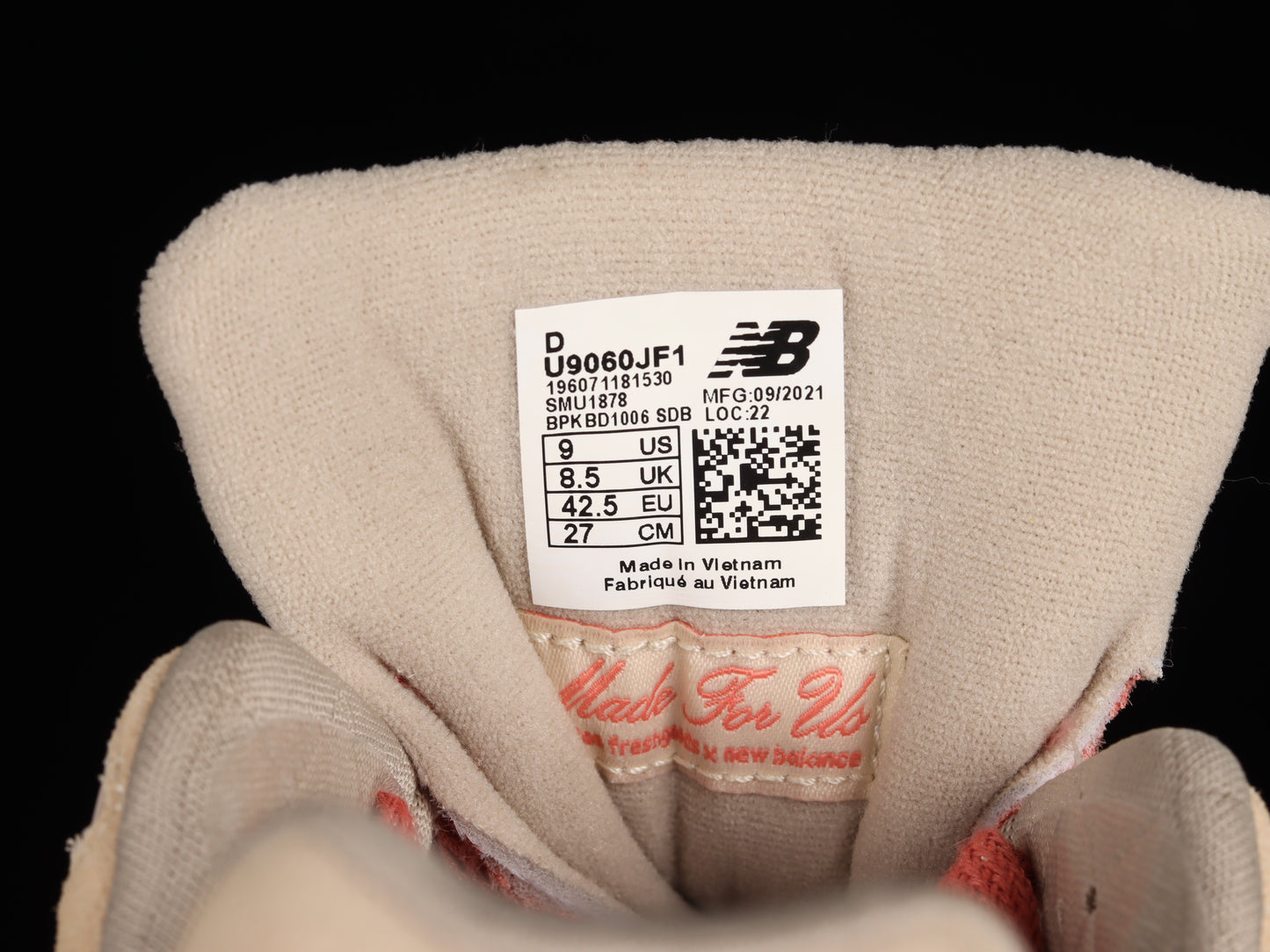 New Balance 9060 Penny Cookie Pink U9060JF1