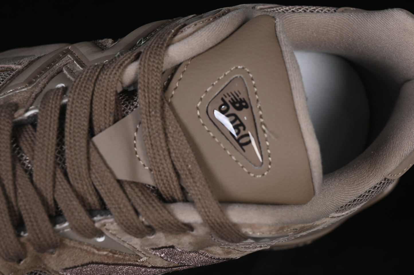 New Balance 9060 Chestnut U9060IWD