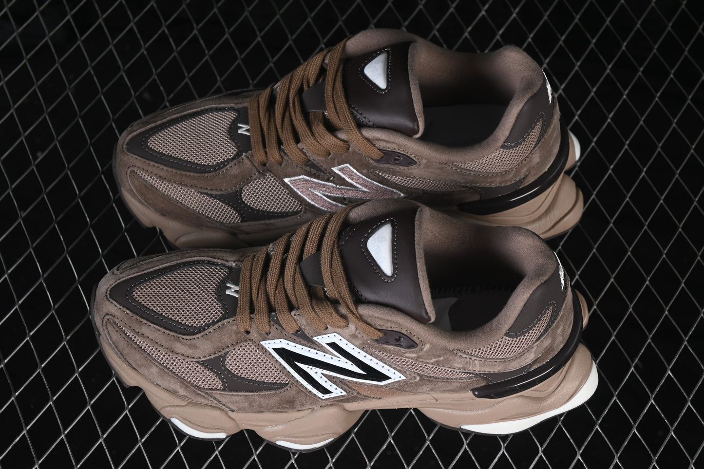 New Balance 9060 Brown ; U9060622