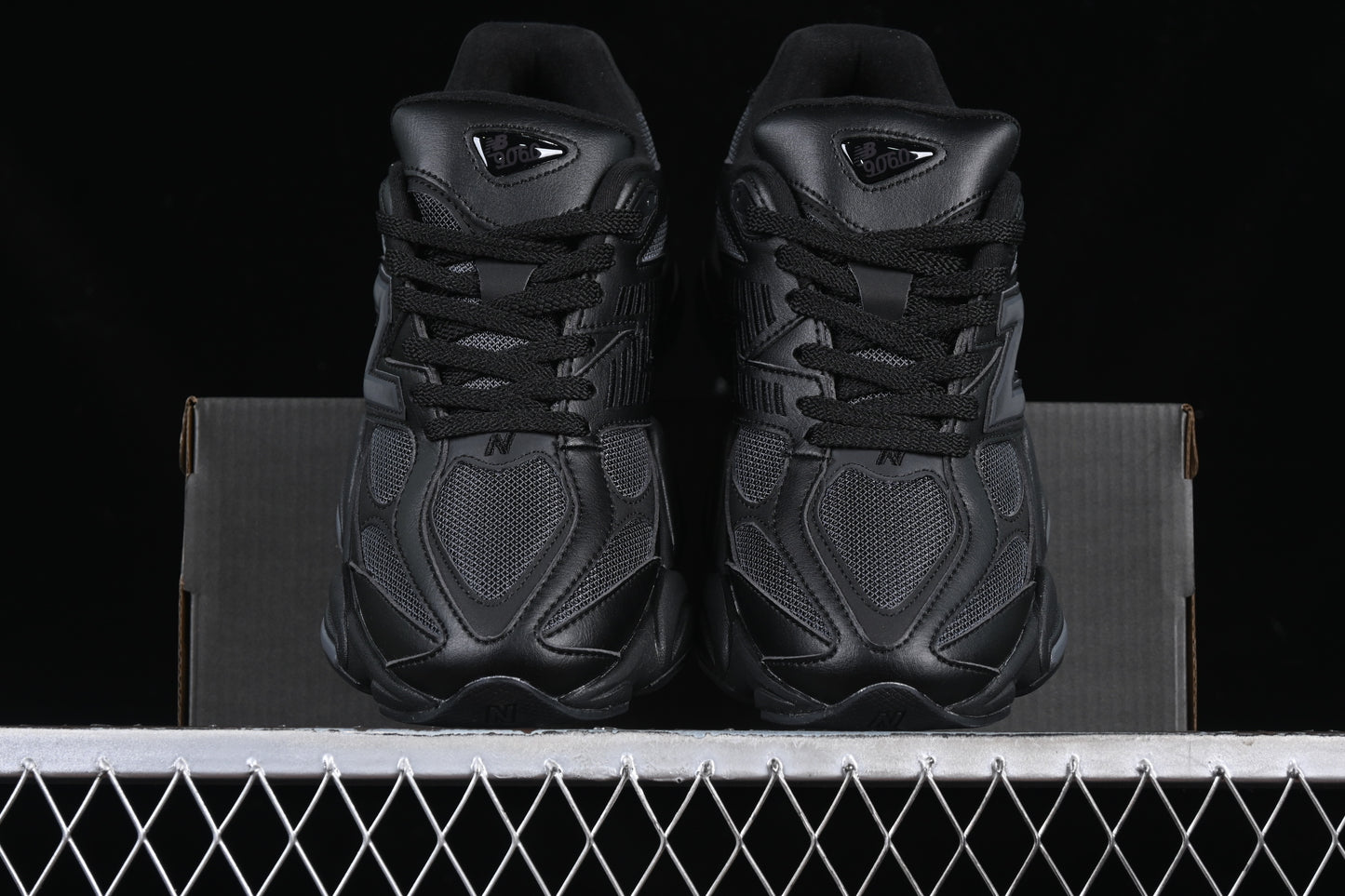 New Balance 9060 Triple Black Leather U9060NRI