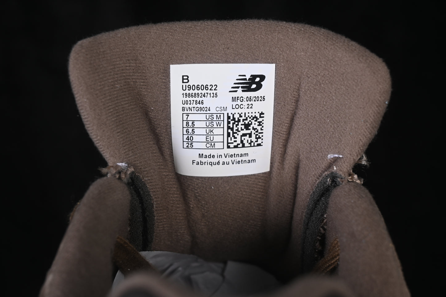 New Balance 9060 Brown ; U9060622
