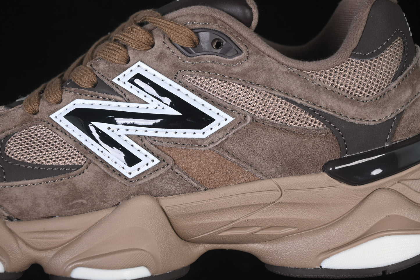 New Balance 9060 Brown ; U9060622