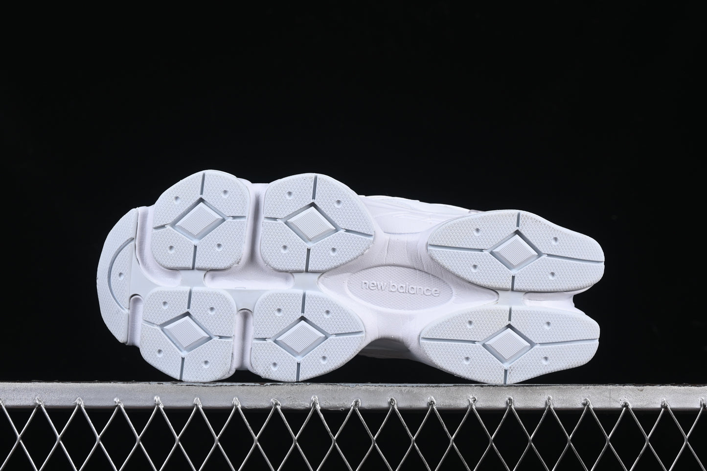 New Balance 9060 Triple White U9060NRJ