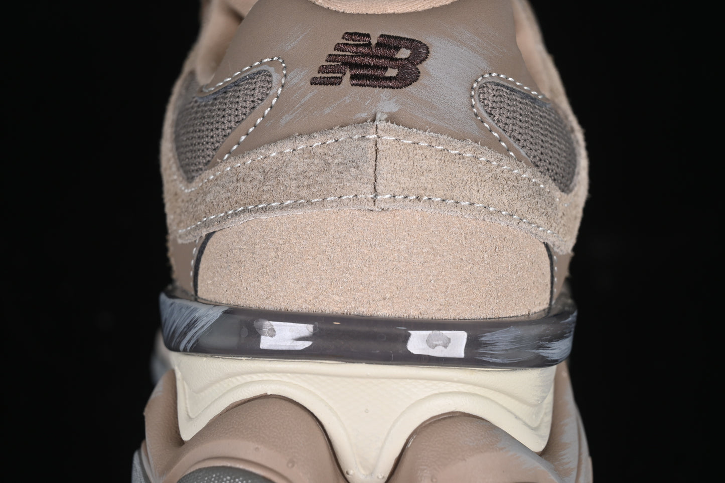 New Balance 9060 Mushroom U9060PB