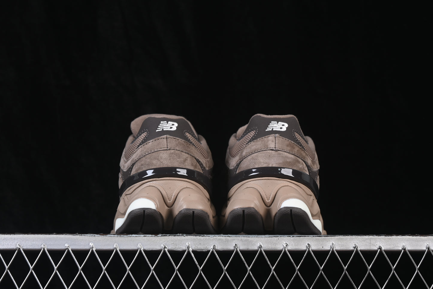 New Balance 9060 Brown ; U9060622