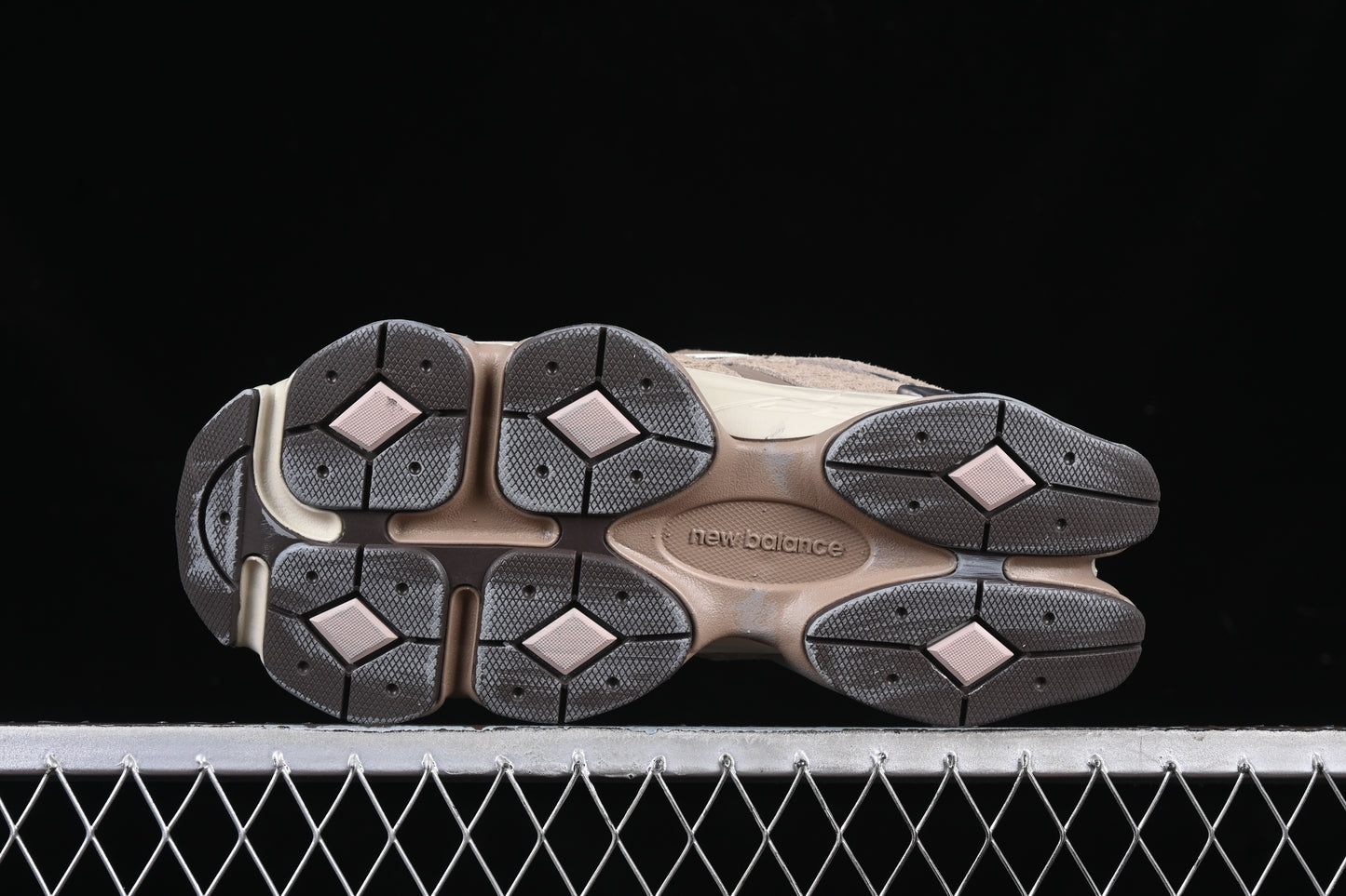 New Balance 9060 Mushroom U9060PB