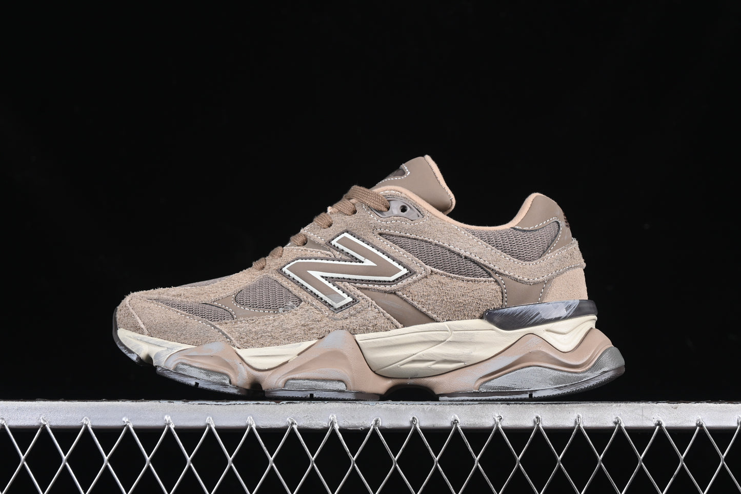 New Balance 9060 Mushroom U9060PB