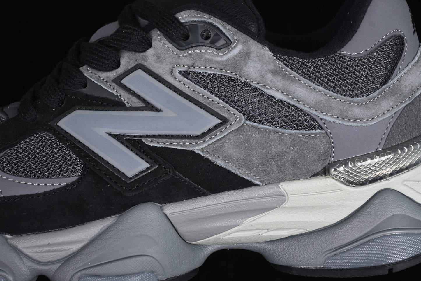 New Balance 9060 Black Castlerock U9060BLK