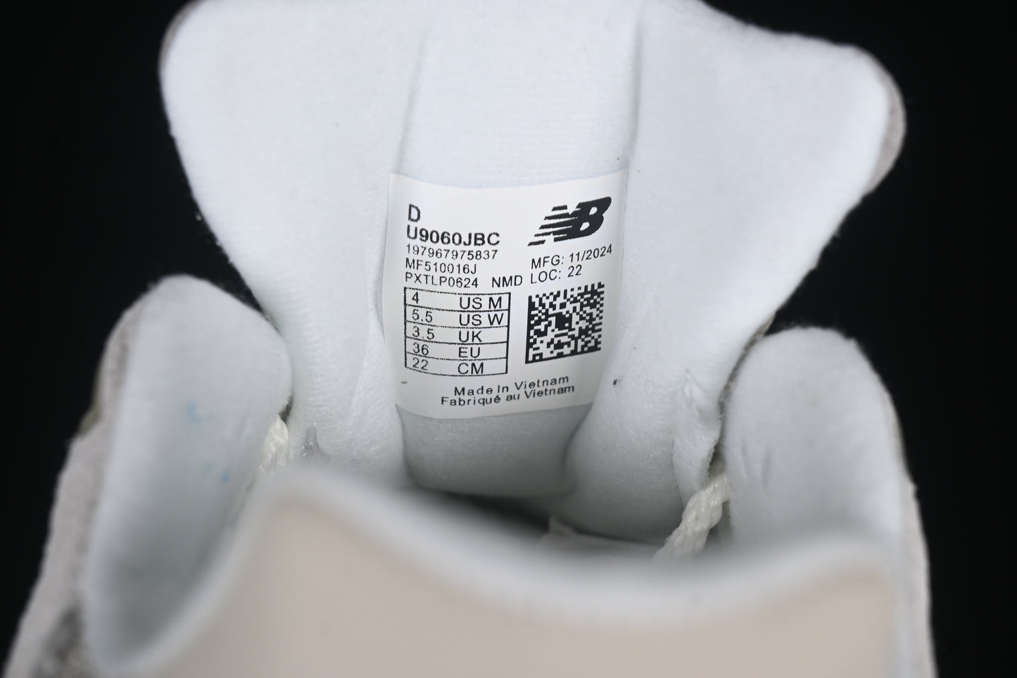 New Balance 9060 Oatmeal U9060JBC