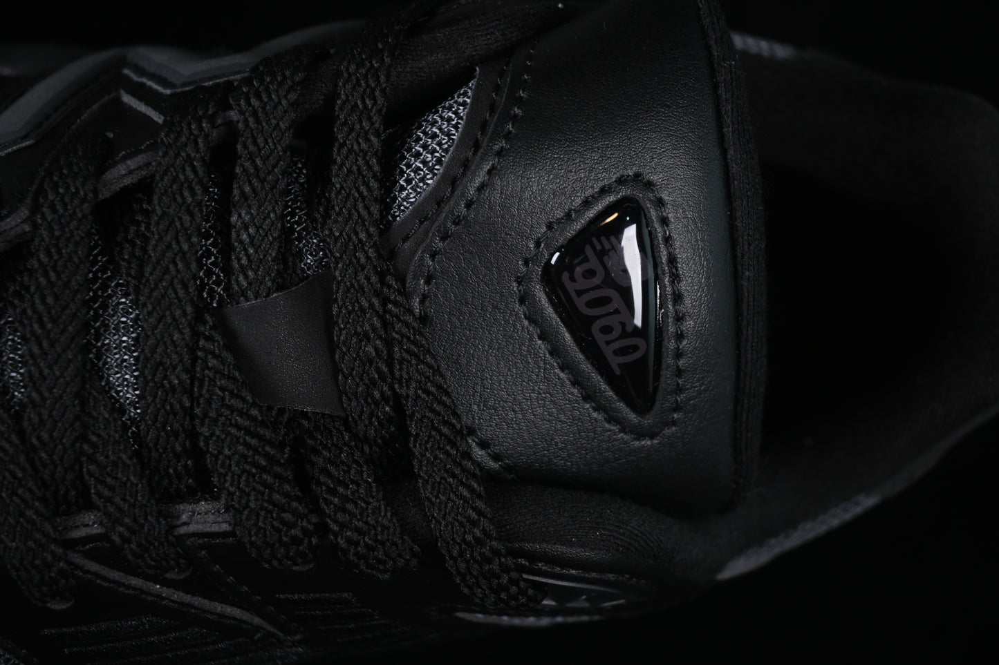 New Balance 9060 Triple Black Leather U9060NRI