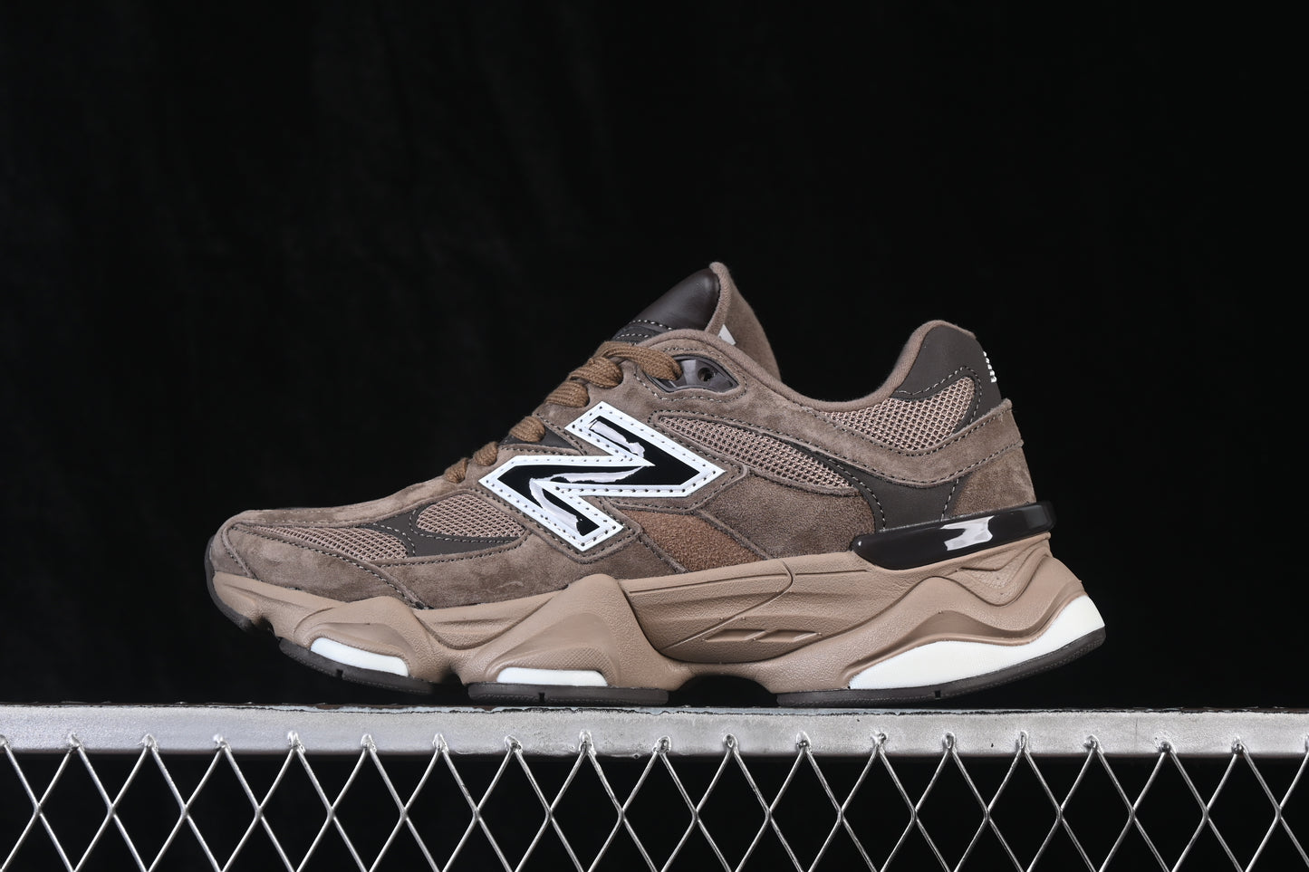 New Balance 9060 Brown ; U9060622