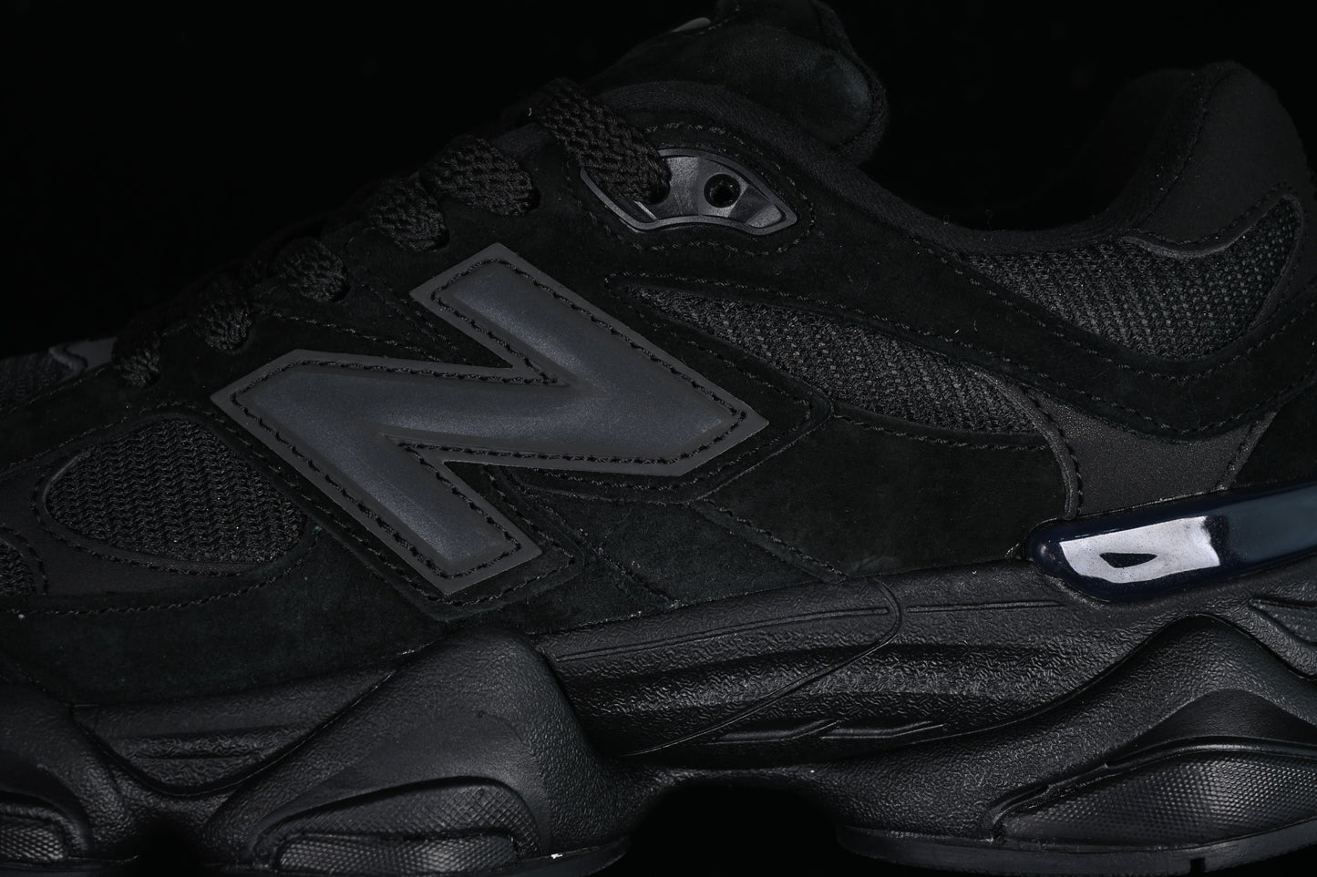 New Balance 9060 Triple Black U9060BPM