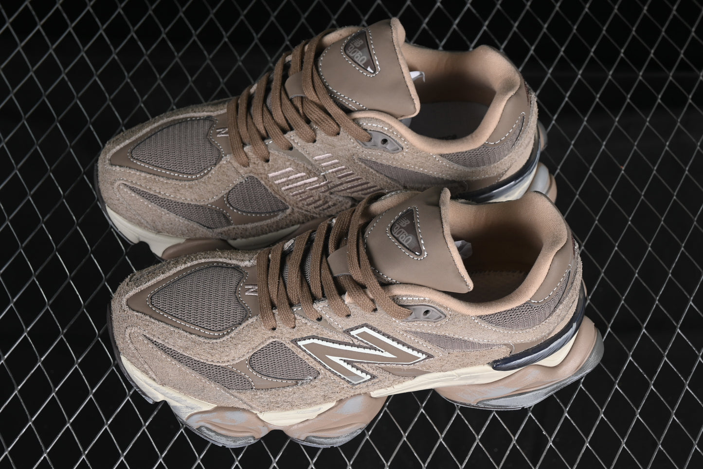 New Balance 9060 Mushroom U9060PB